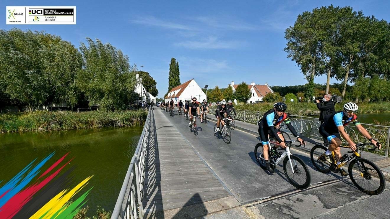 Passage in Damme